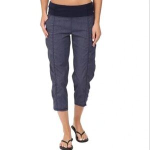 Lucy Get Going Capris  - Size XS